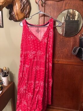 Red Paisley V-Neck Sleeveless Dress